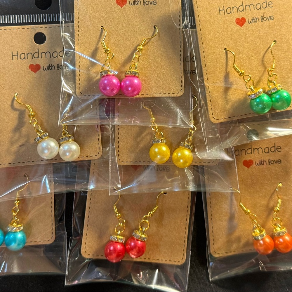 🌹 Elegant Gold and Orange Drop Earrings - Picture 3 of 3